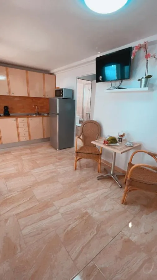 Casitas Lajares 1 إسبانيا